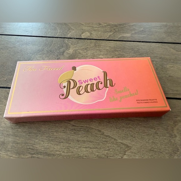 Too Faced Peachy Dreams Eyeshadow Palette NEW - Picture 7 of 8